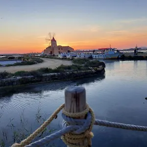 https://casa-simona-marsala.sicilyhotelsitaly.net
