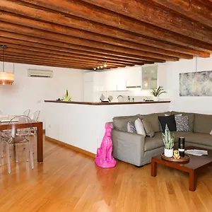 https://hometoday-esclusivo-loft-in-centro-a-padova.hotelinveneto.com